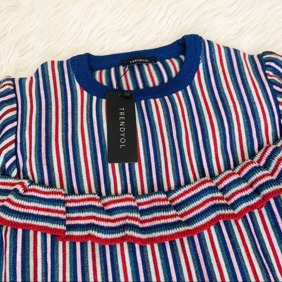 Trendyol Ruffled Knit top - Picture 4 of 5